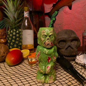 Beast of Blood Green Blood Splat Glaze Mug Set