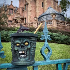 Hatbox Ghost Mug By The Shrunken Monkey
