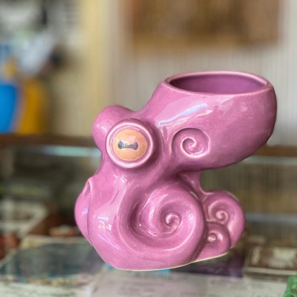 VanTiki Octo Mug Violet Creeper (Purple) 1st Edition Made In Hawaii [100% Net Proceeds Go To Hawaii Fire Relief] Back
